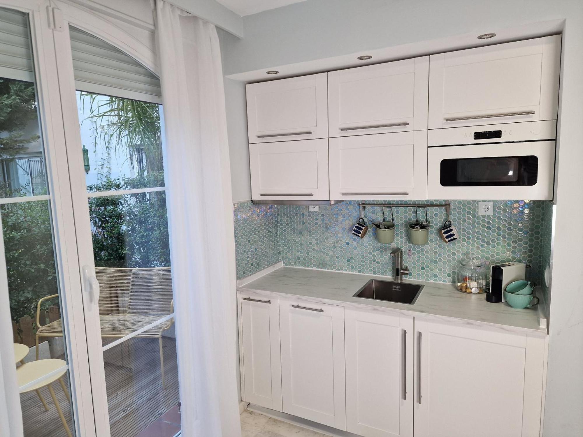 Sun & Palms - Cozy Flat In Quiet Neighbourhood With A Great Pool Area Lägenhet Málaga Exteriör bild