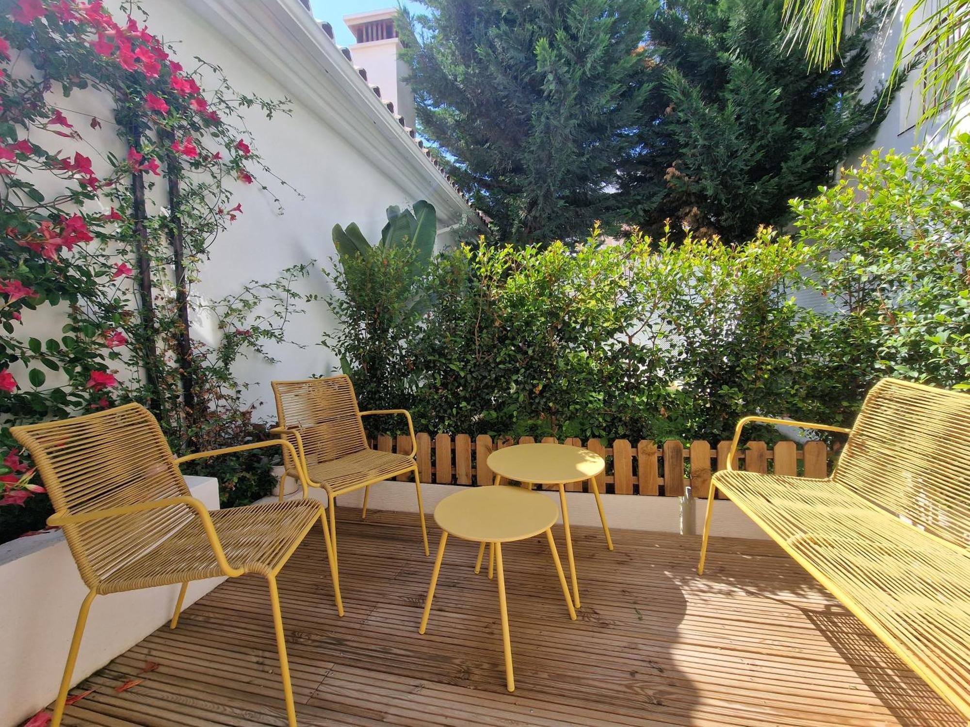 Sun & Palms - Cozy Flat In Quiet Neighbourhood With A Great Pool Area Lägenhet Málaga Exteriör bild